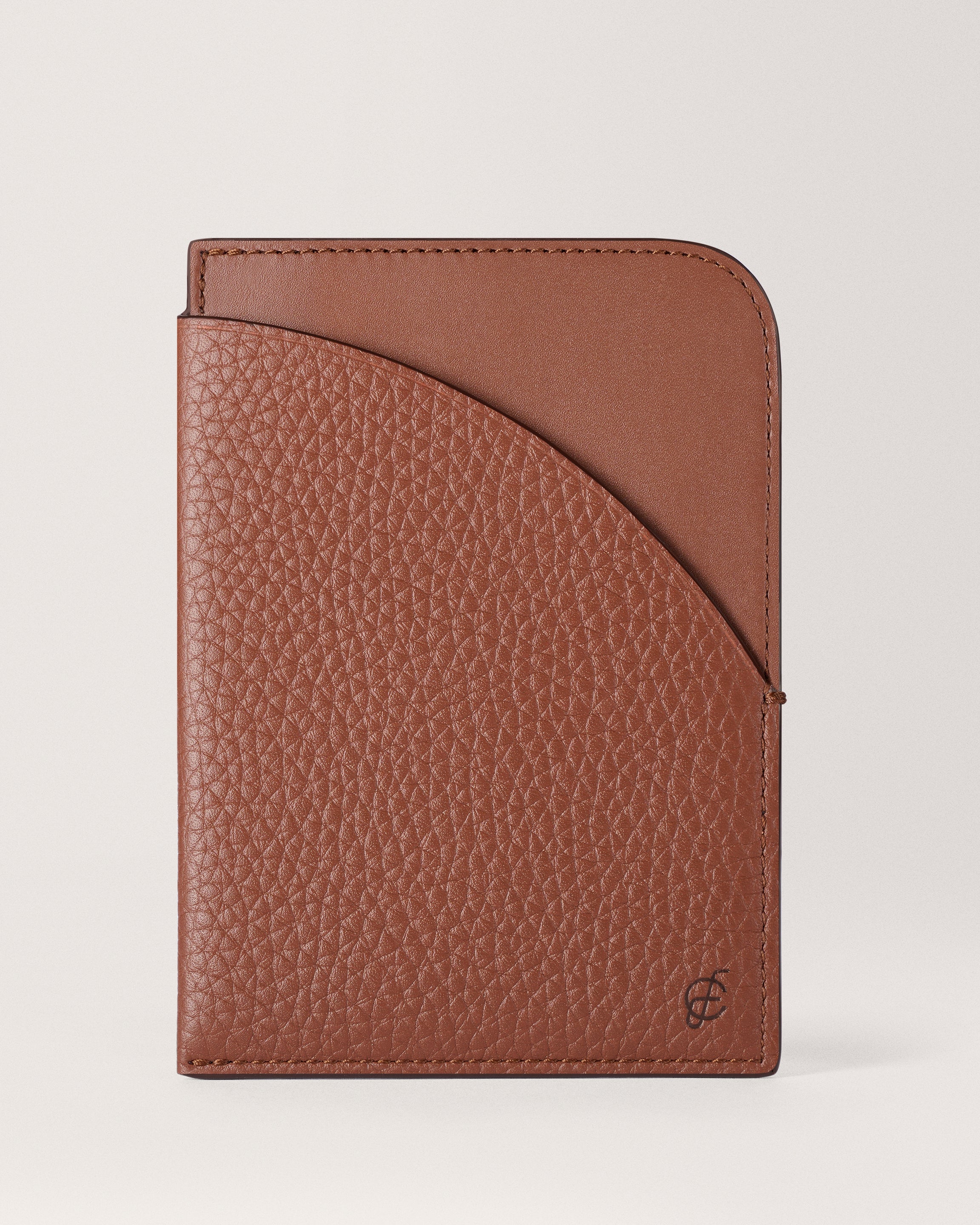 Clifton Passport Sleeve chestnut