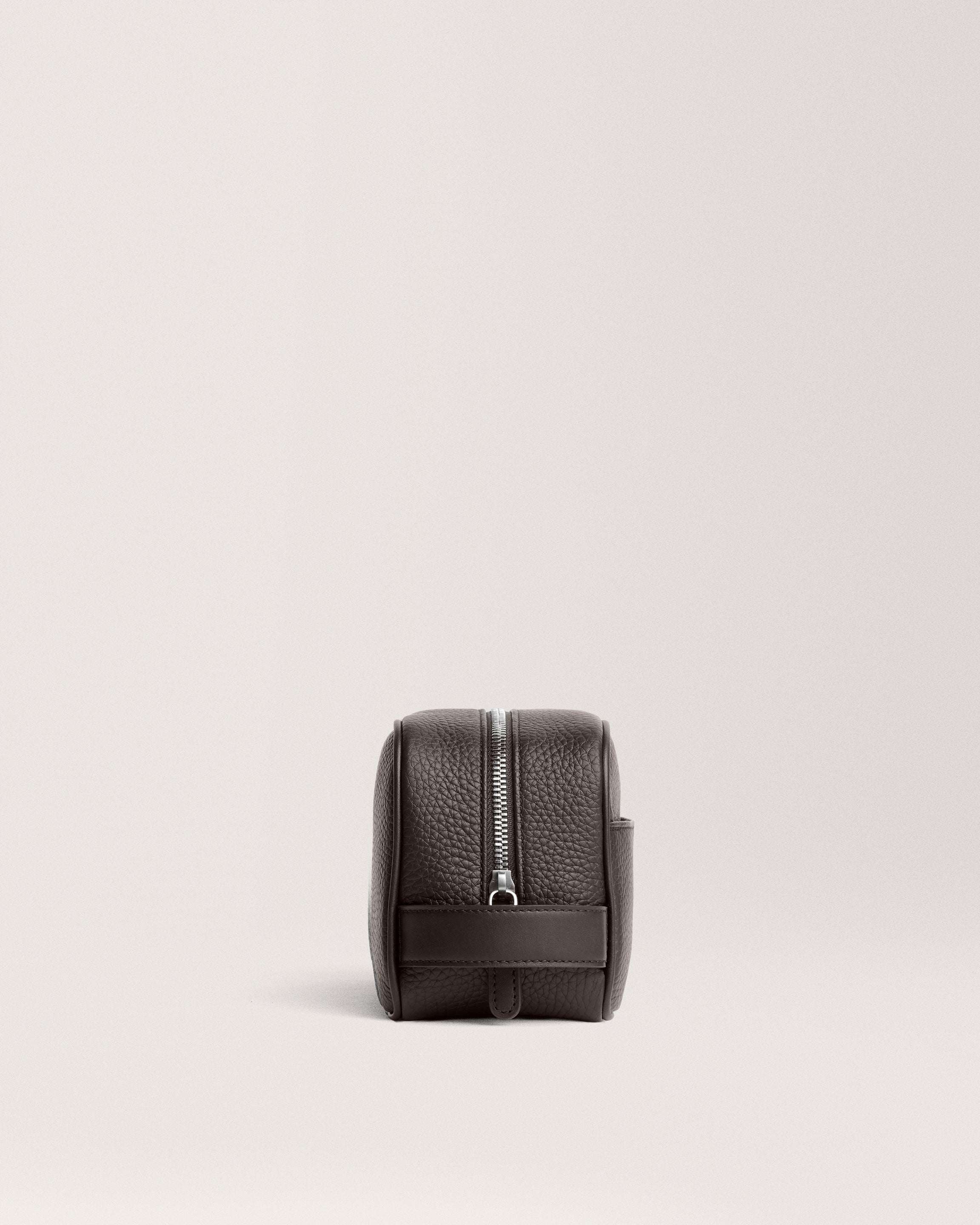 Washbag chocolate