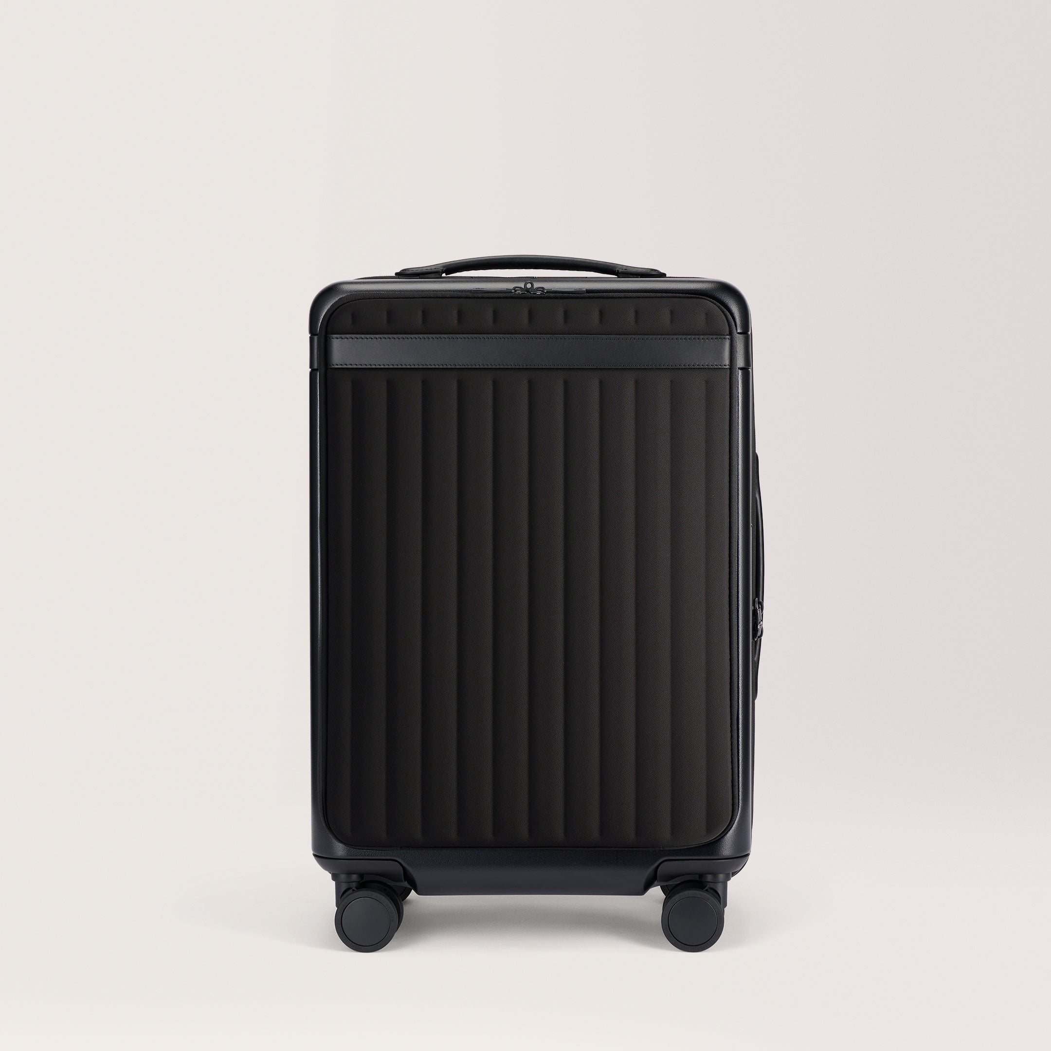 The Carry-on X Black / Black 