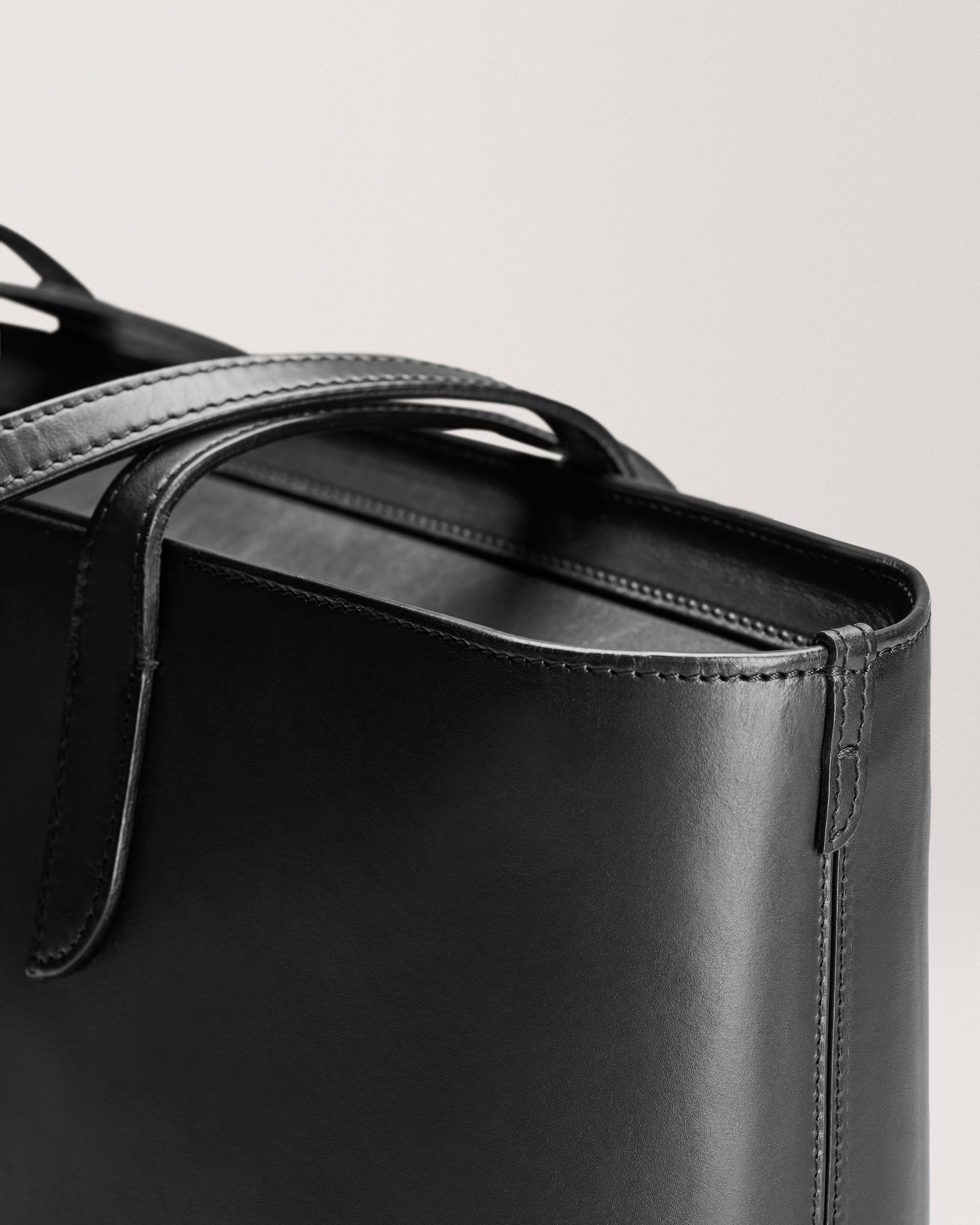 Ashby - Return black-grey