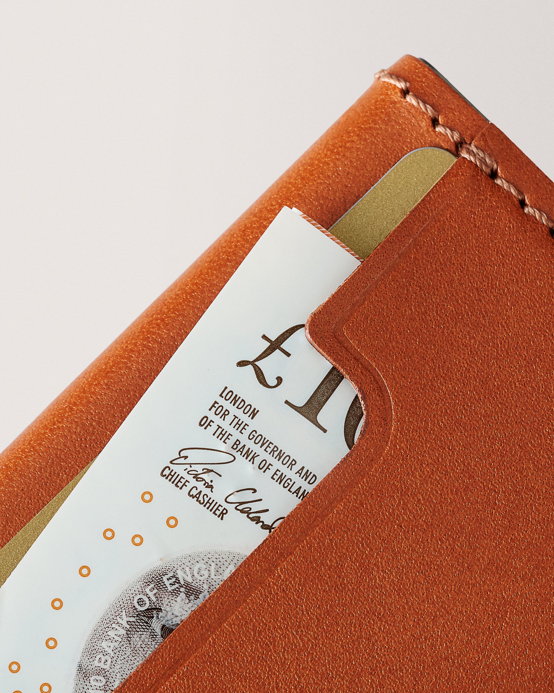 The Cardprotector cognac