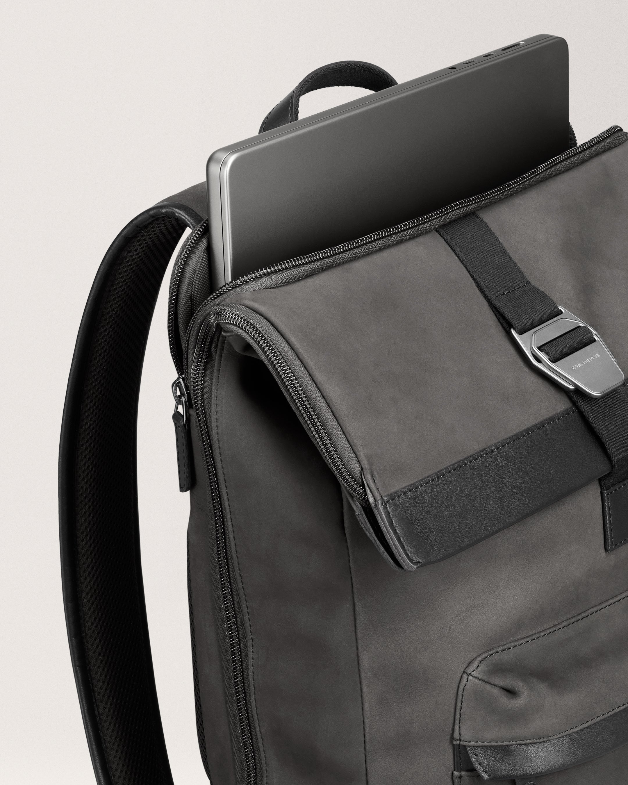 City-hopper Backpack - Return charcoal