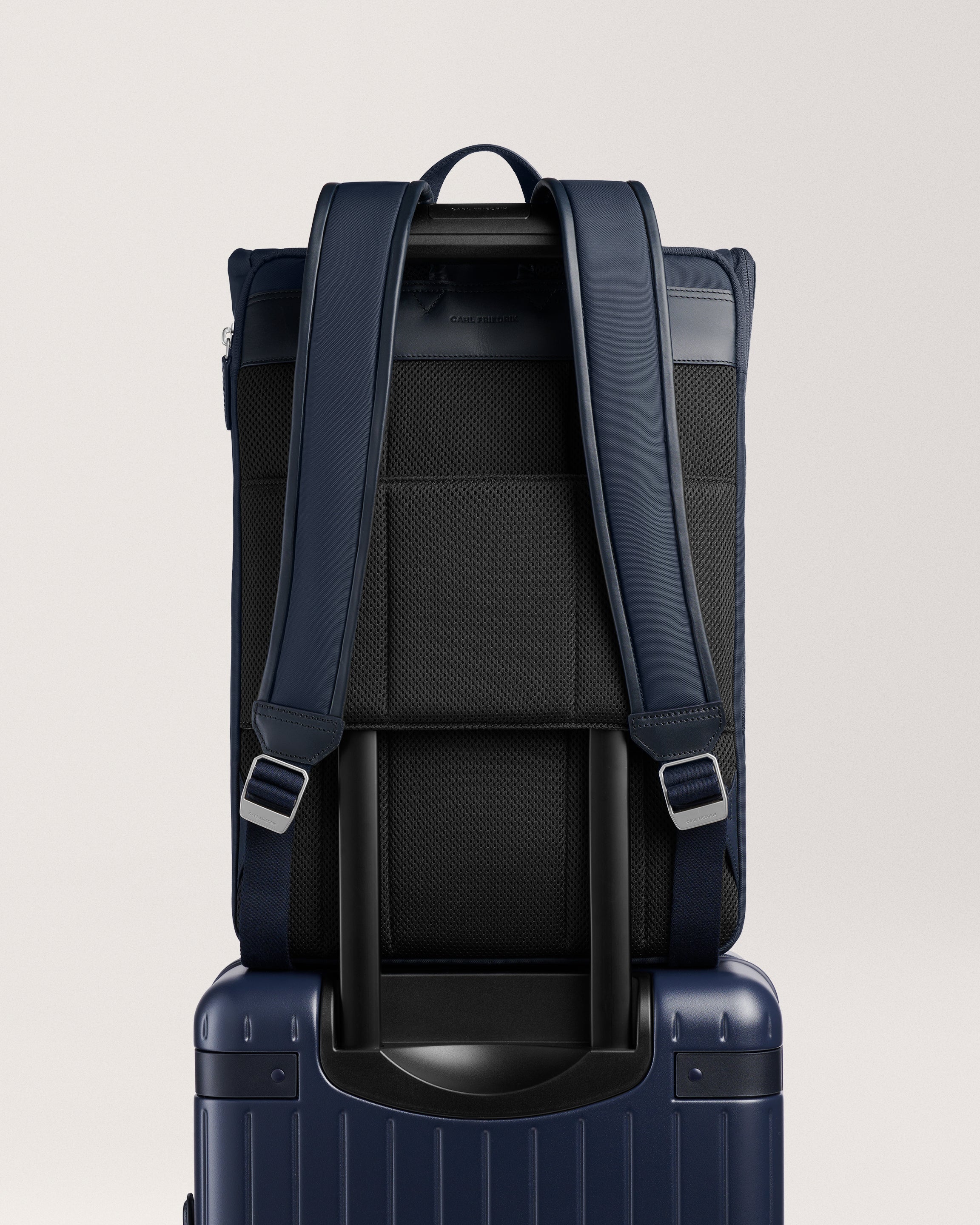 City-hopper Backpack navy