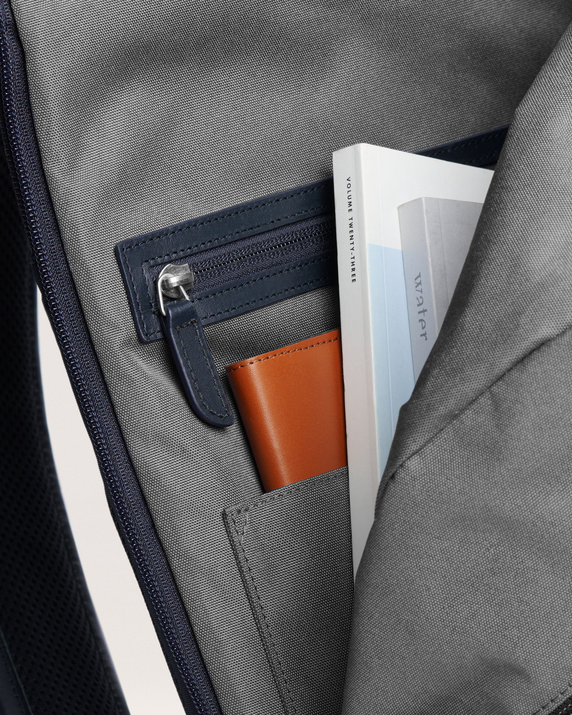 City-hopper Backpack navy