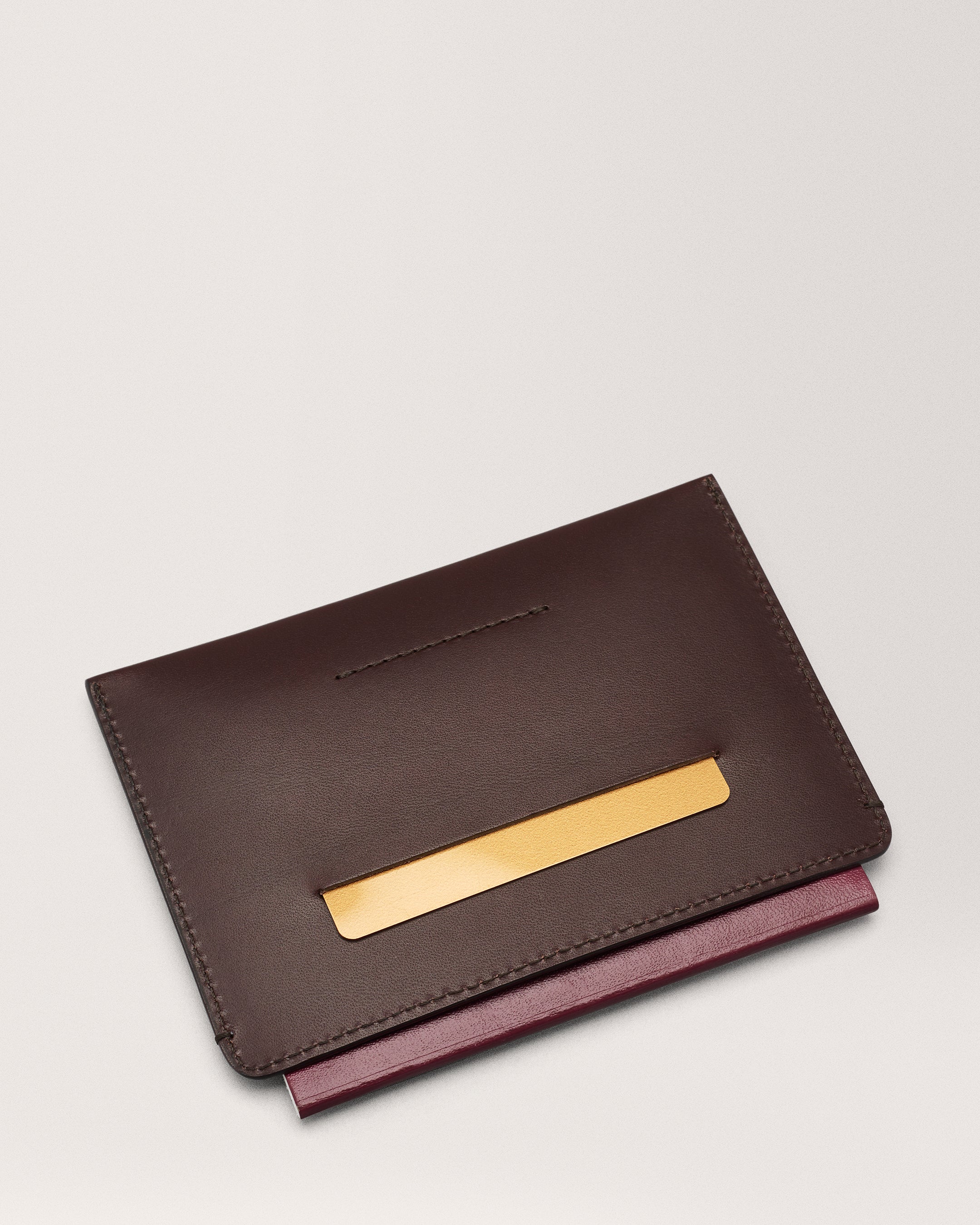 Easton Passport Sleeve chocolate