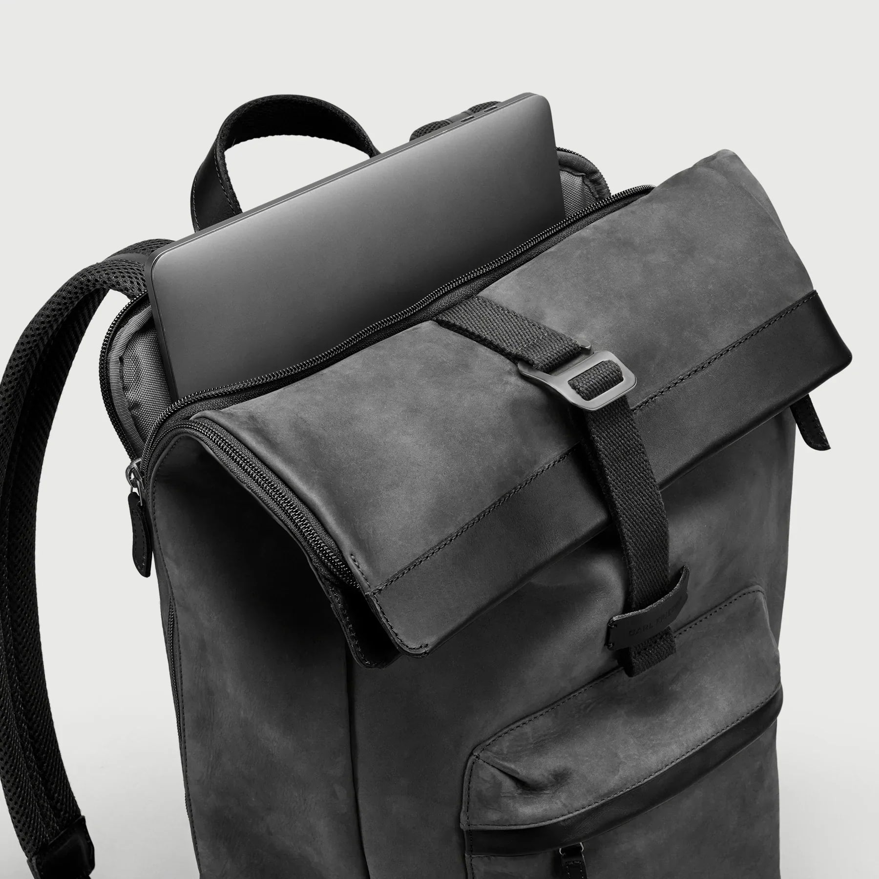 City-hopper Backpack - Return charcoal