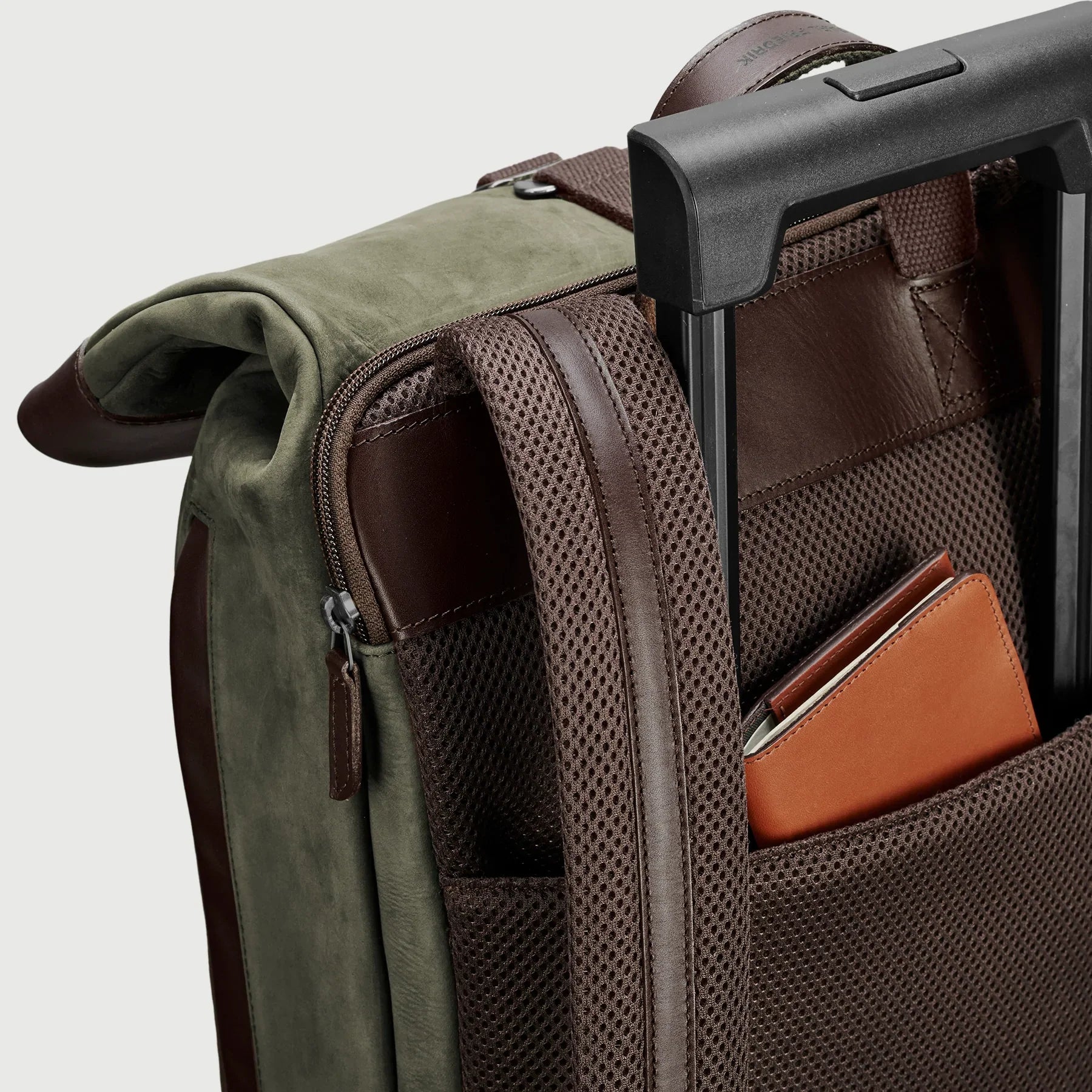 City-hopper Backpack - Return olive