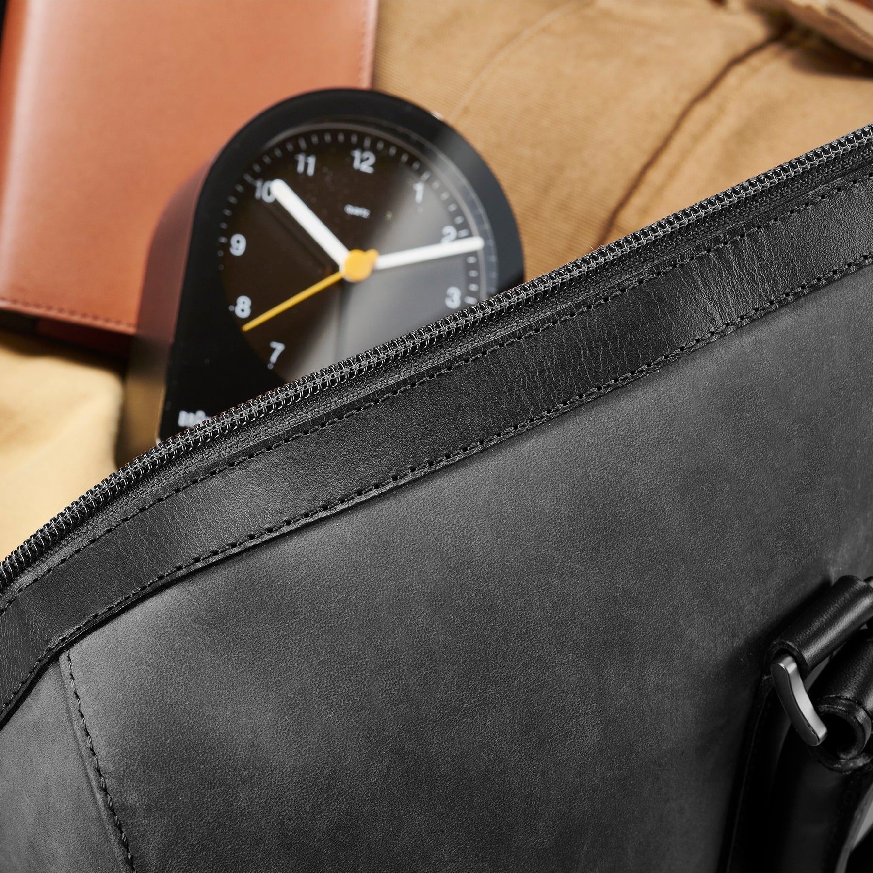 Compact Weekender - Return charcoal